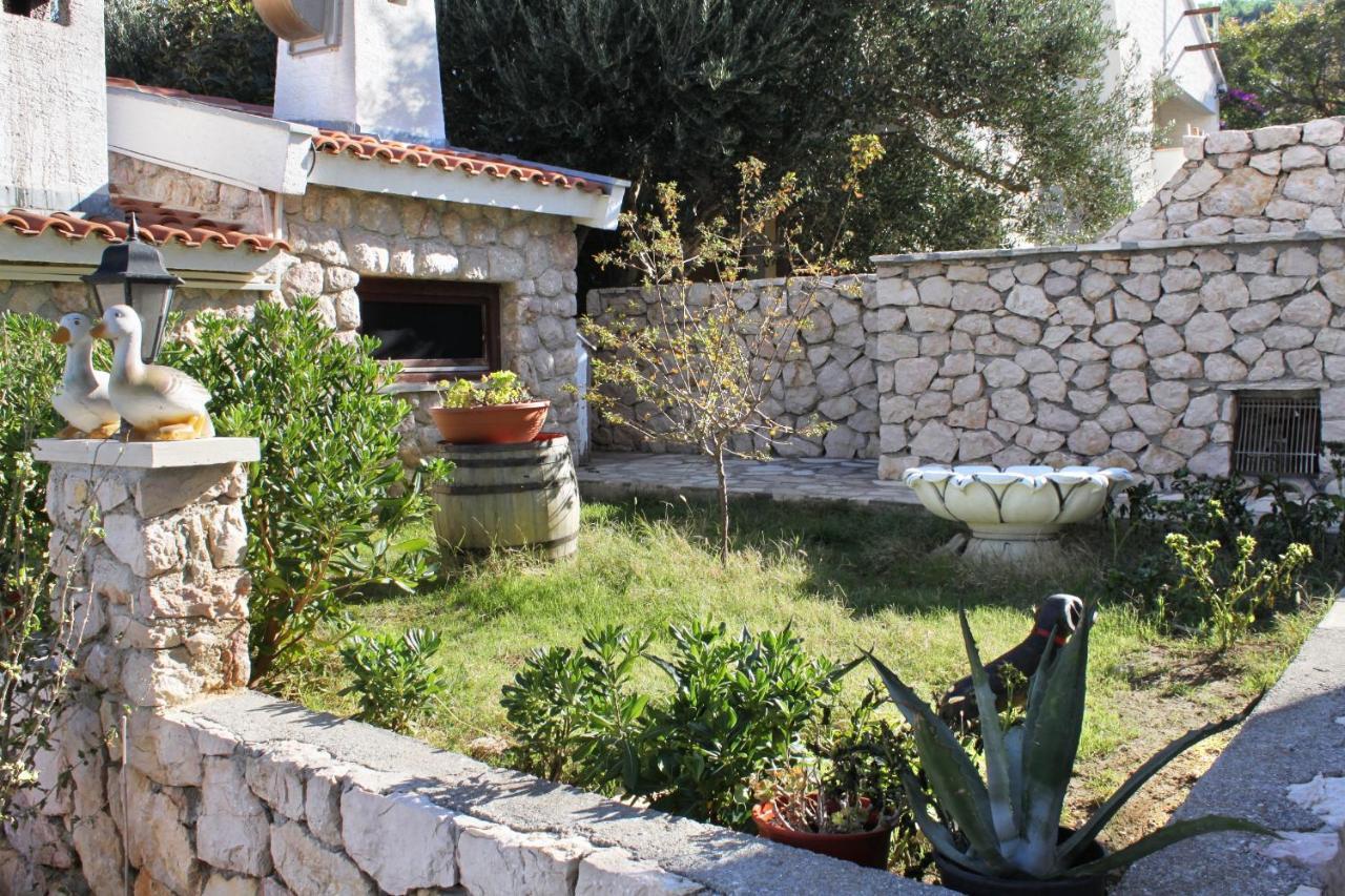 Apartments By The Sea Vinjerac, Zadar - 5811 Екстериор снимка