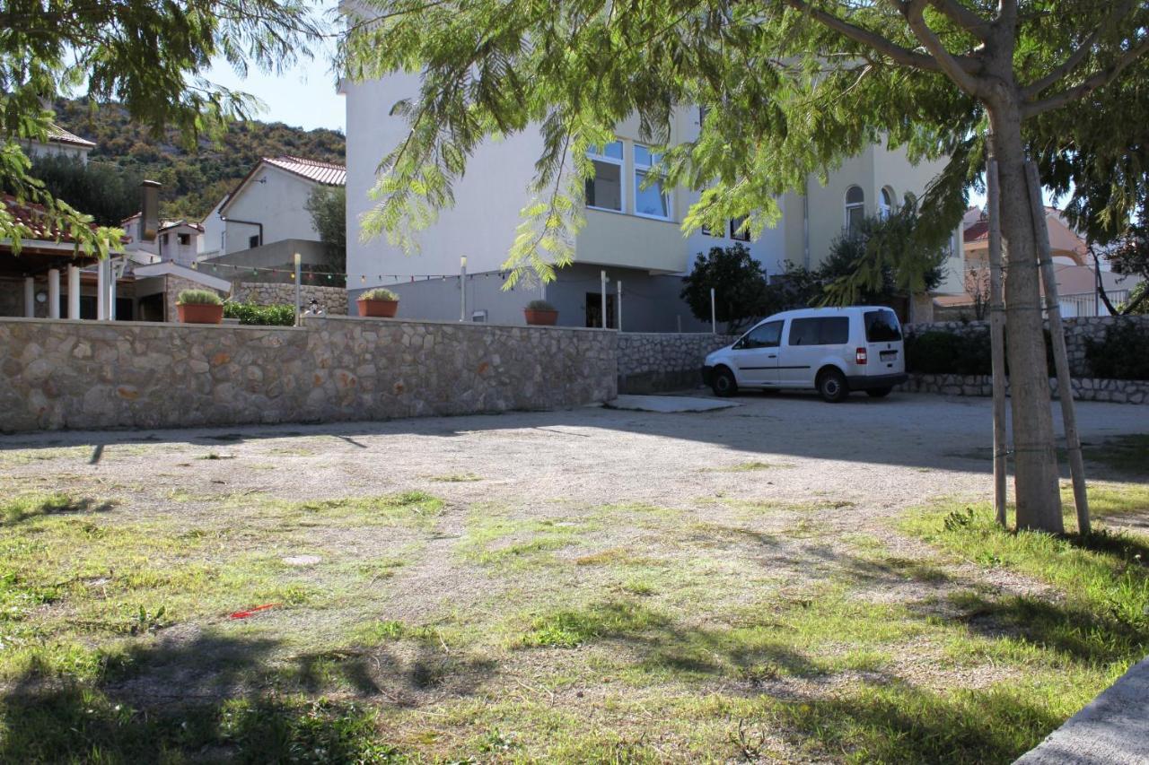 Apartments By The Sea Vinjerac, Zadar - 5811 Екстериор снимка