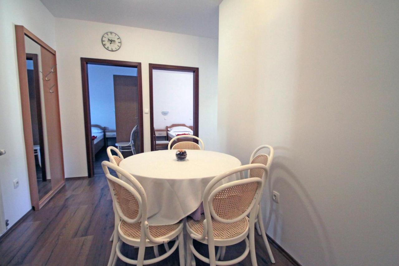 Apartments By The Sea Vinjerac, Zadar - 5811 Екстериор снимка